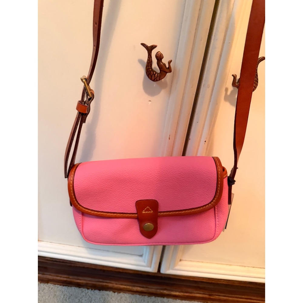 Dooney & Bourke Crossbody Bag Womens Small Pink All Weather Leather Vintage NWT - Picture 2 of 5